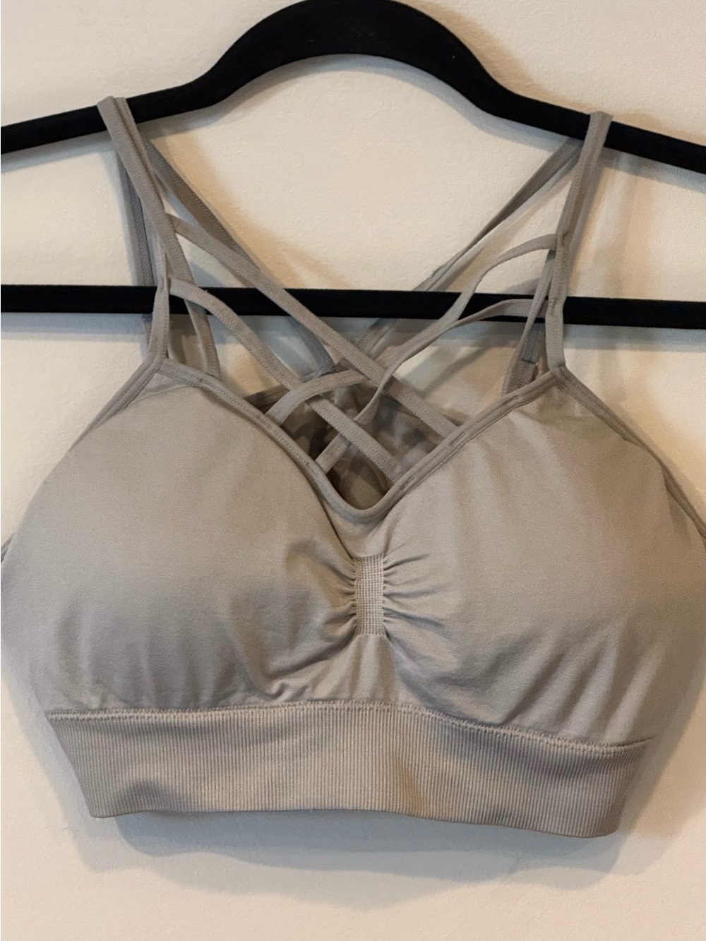 Fornia Women's Gray Lattice Front Multi-Strap Seamless Sports Bralette Sz M/L